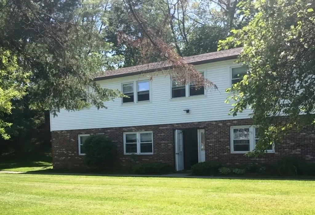 325 Sherwood Square Essex Junction VT 05452