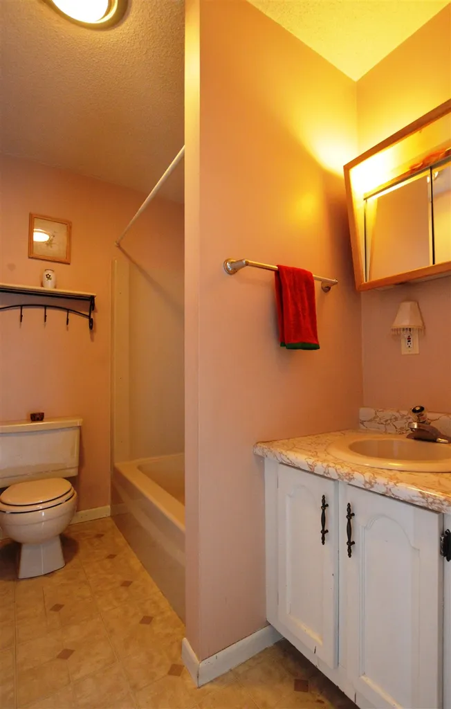 325 Sherwood Square Essex Junction VT 05452