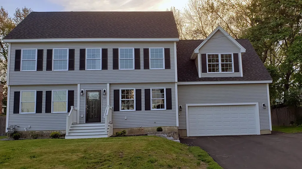 21 Constance Street Bedford NH 03110