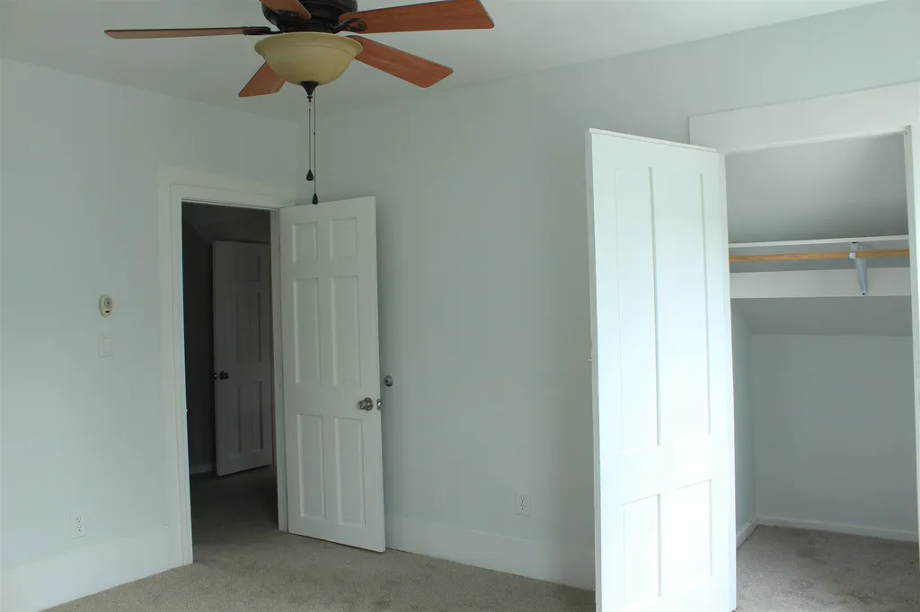 4-6 Paige Avenue Nashua NH 03064-2835