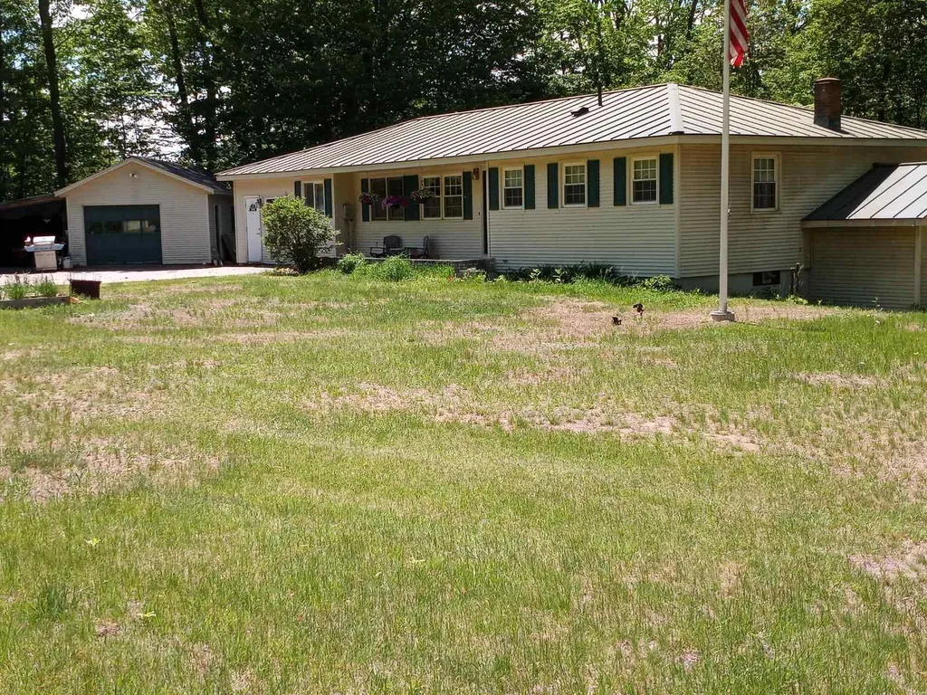 35 Stevens Road Charlestown NH 03603