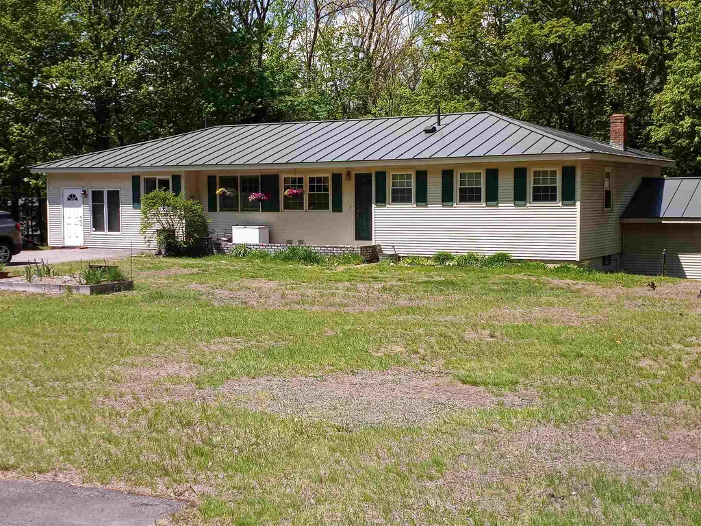 35 Stevens Road Charlestown NH 03603