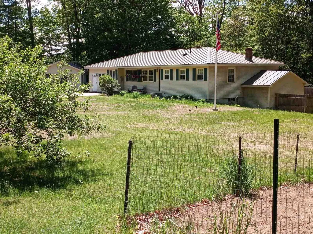 35 Stevens Road Charlestown NH 03603