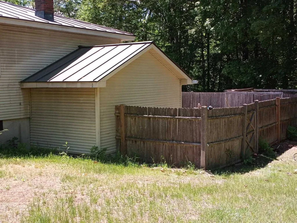 35 Stevens Road Charlestown NH 03603