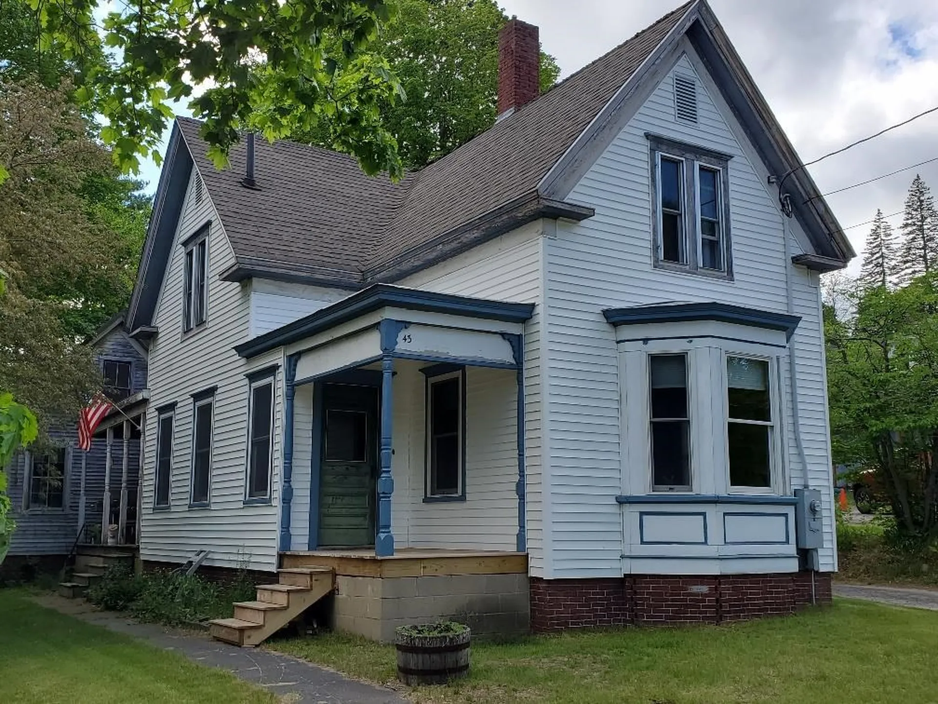 43 Highland Street Ashland NH 03217