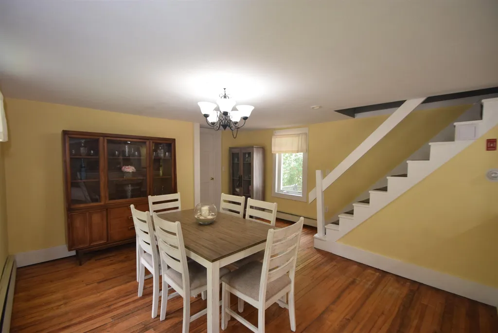 128 E Main Street Hampstead NH 03826