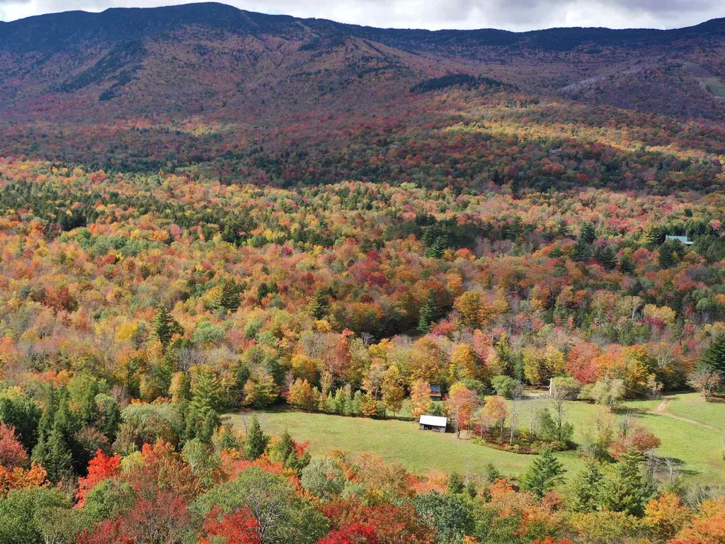 182 Manlin Road Fayston VT 05673