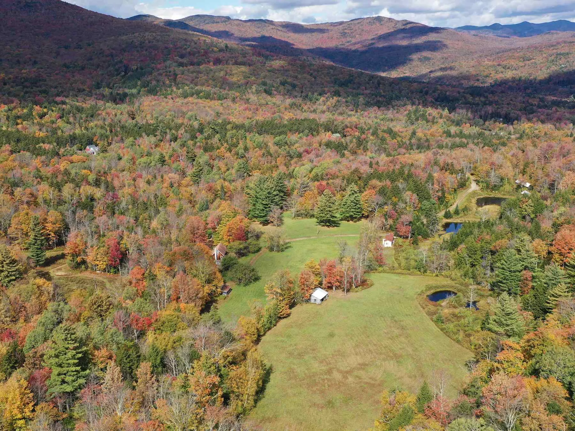 182 Manlin Road Fayston VT 05673