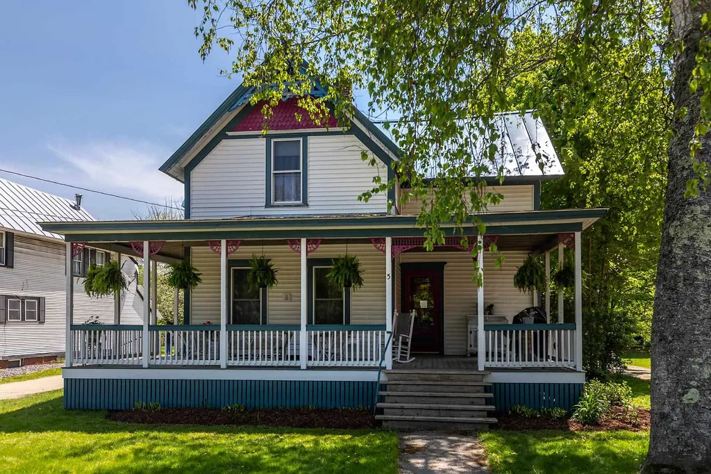 5 Sand Hill Road Bethel VT 05032