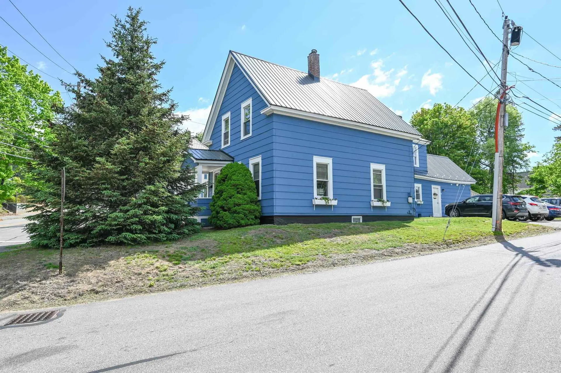 91 Pine Street Laconia NH 03246