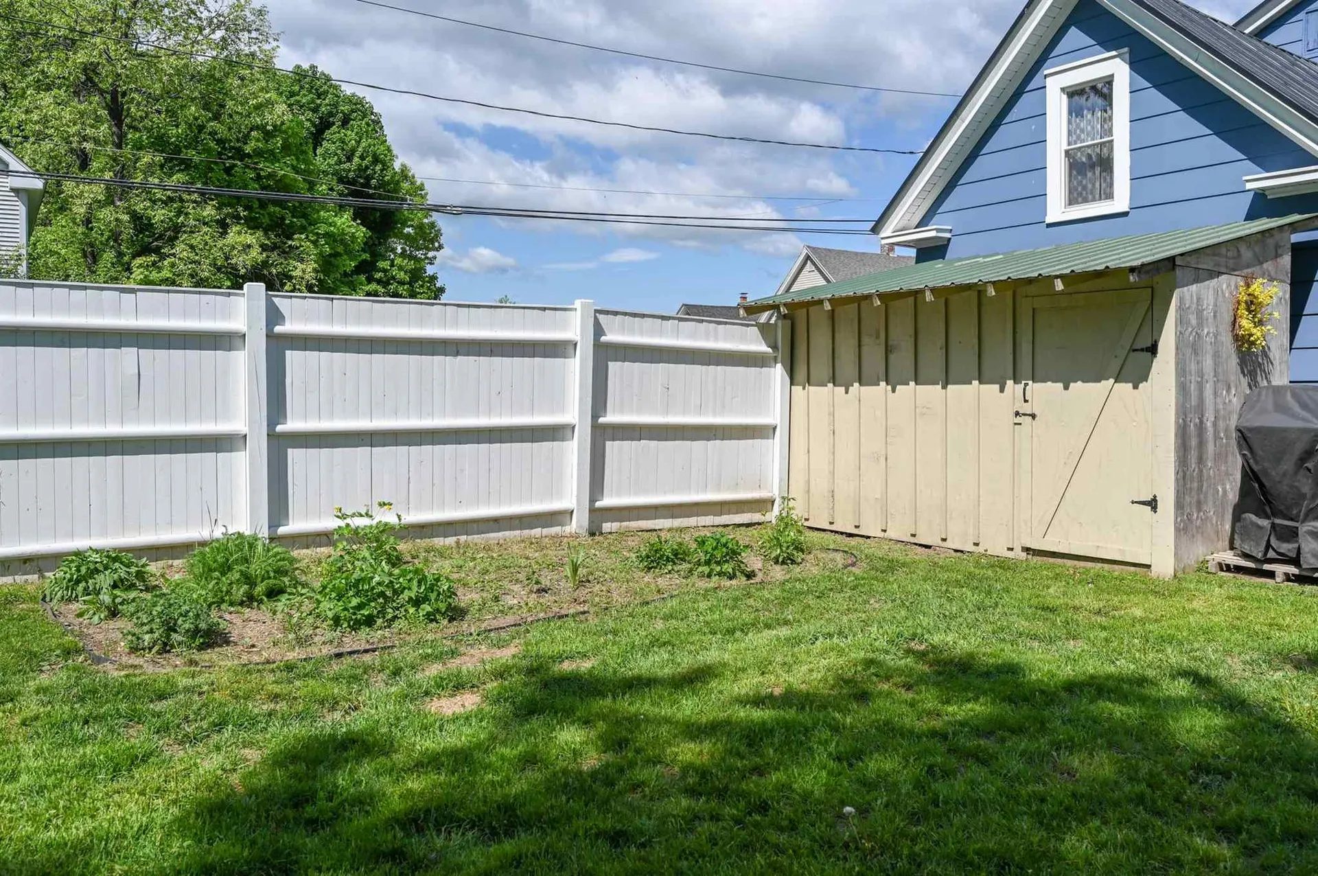 91 Pine Street Laconia NH 03246