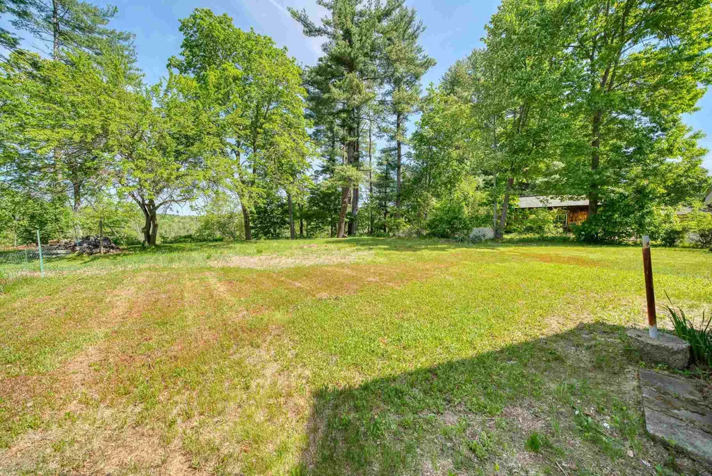 52 Highland Street Hudson NH 03051
