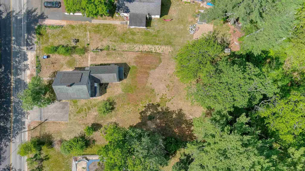 52 Highland Street Hudson NH 03051