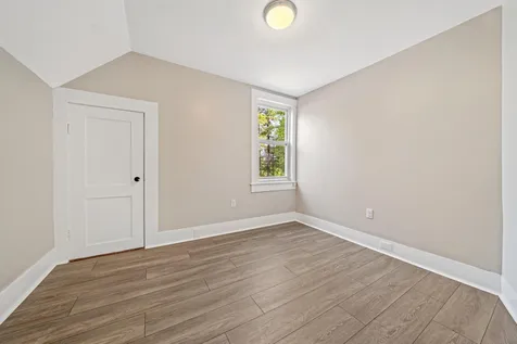 52 Highland Street Hudson NH 03051