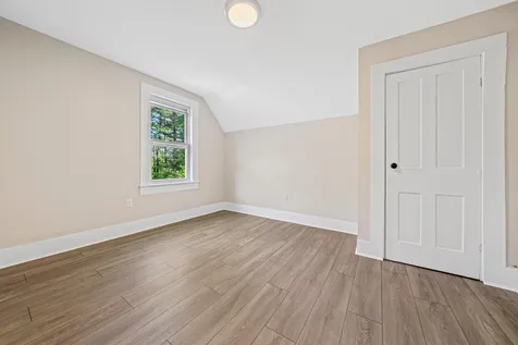52 Highland Street Hudson NH 03051