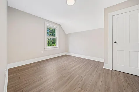 52 Highland Street Hudson NH 03051