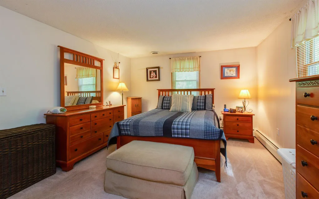 252 High Range Road Londonderry NH 03053