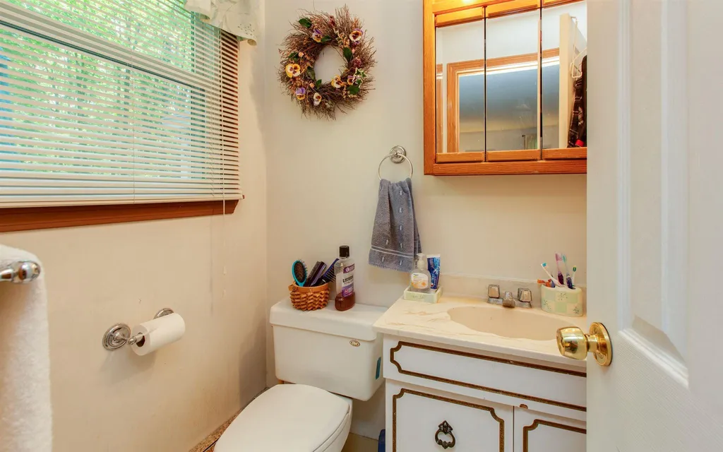 252 High Range Road Londonderry NH 03053