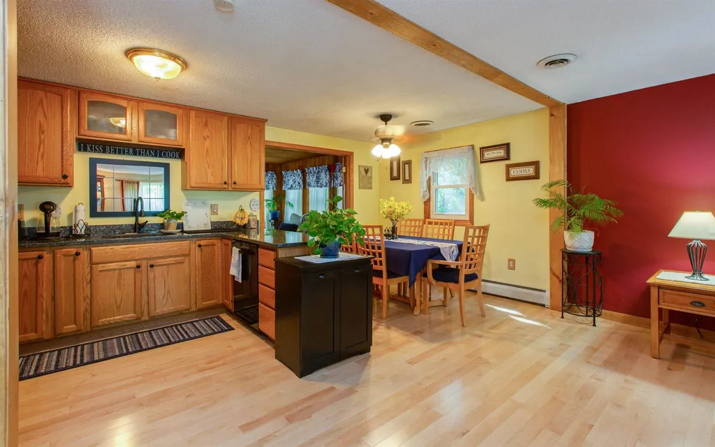 252 High Range Road Londonderry NH 03053