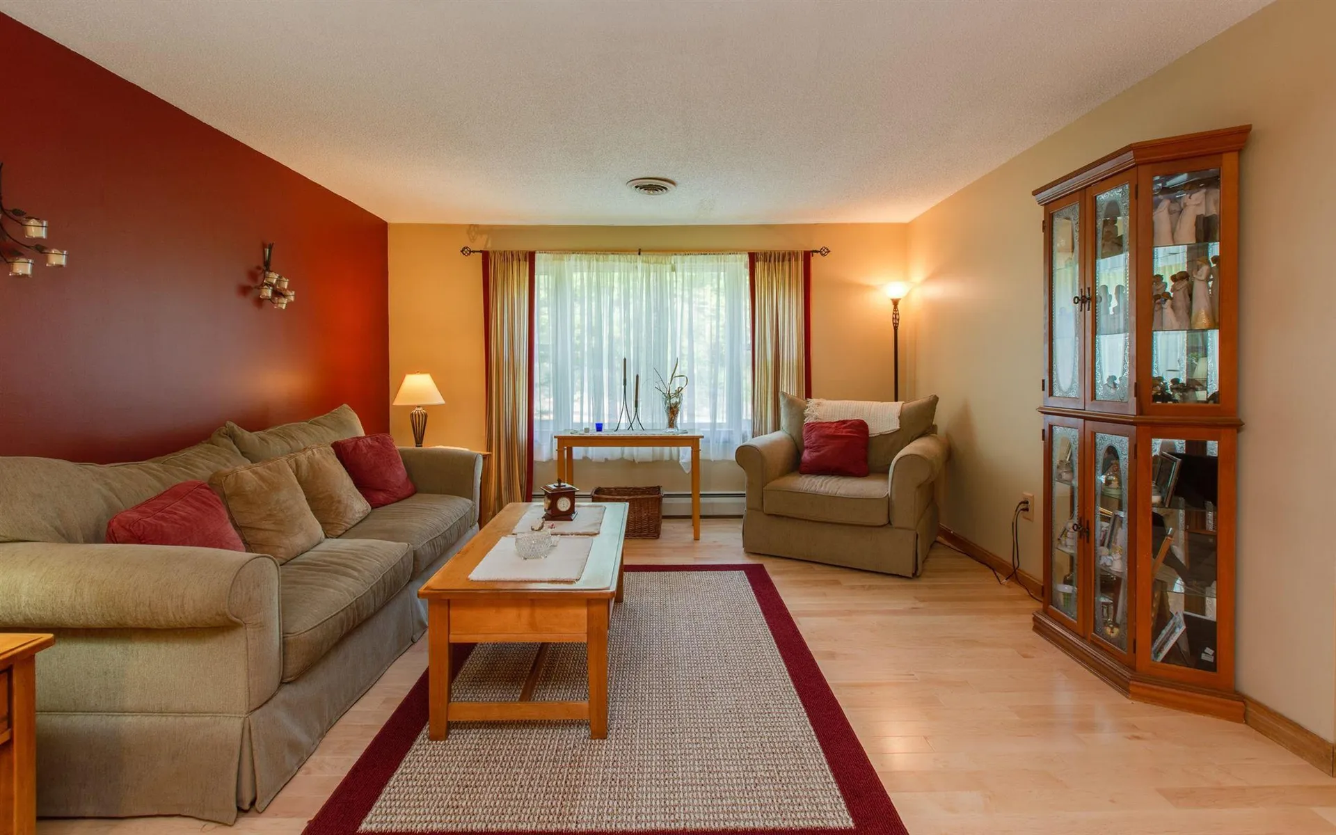 252 High Range Road Londonderry NH 03053