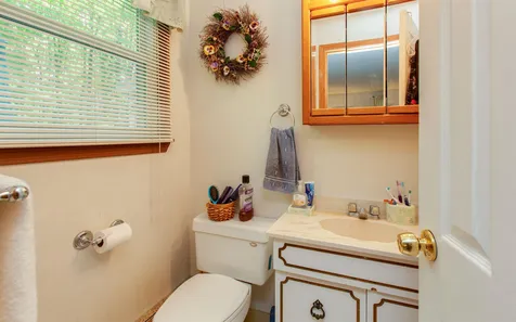 252 High Range Road Londonderry NH 03053