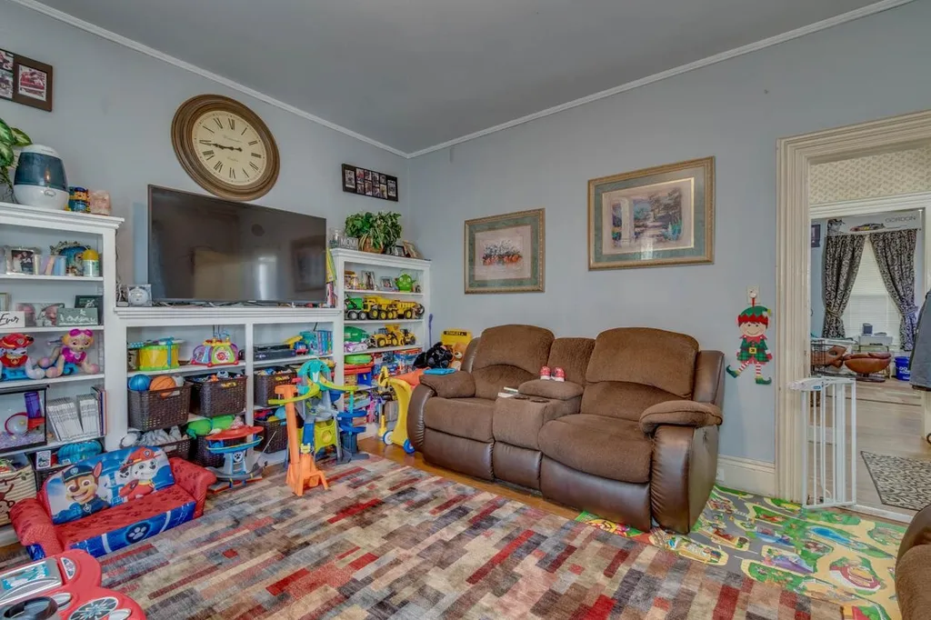 64 Main Street Allenstown NH 03275