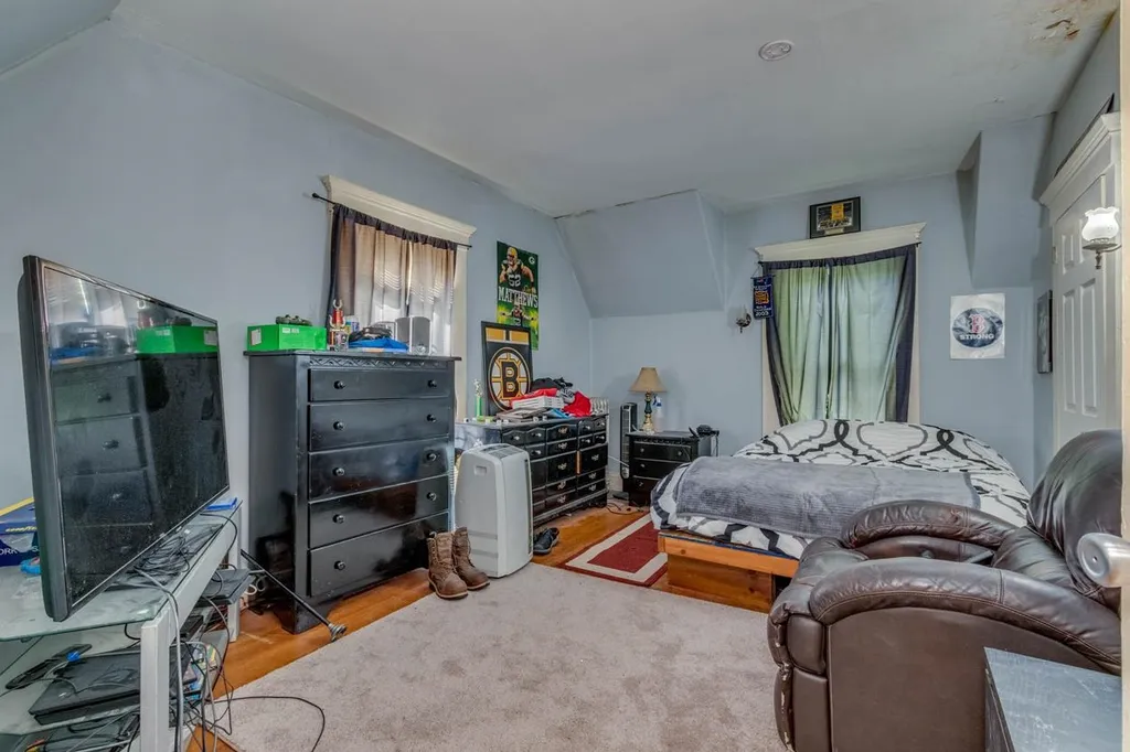 64 Main Street Allenstown NH 03275