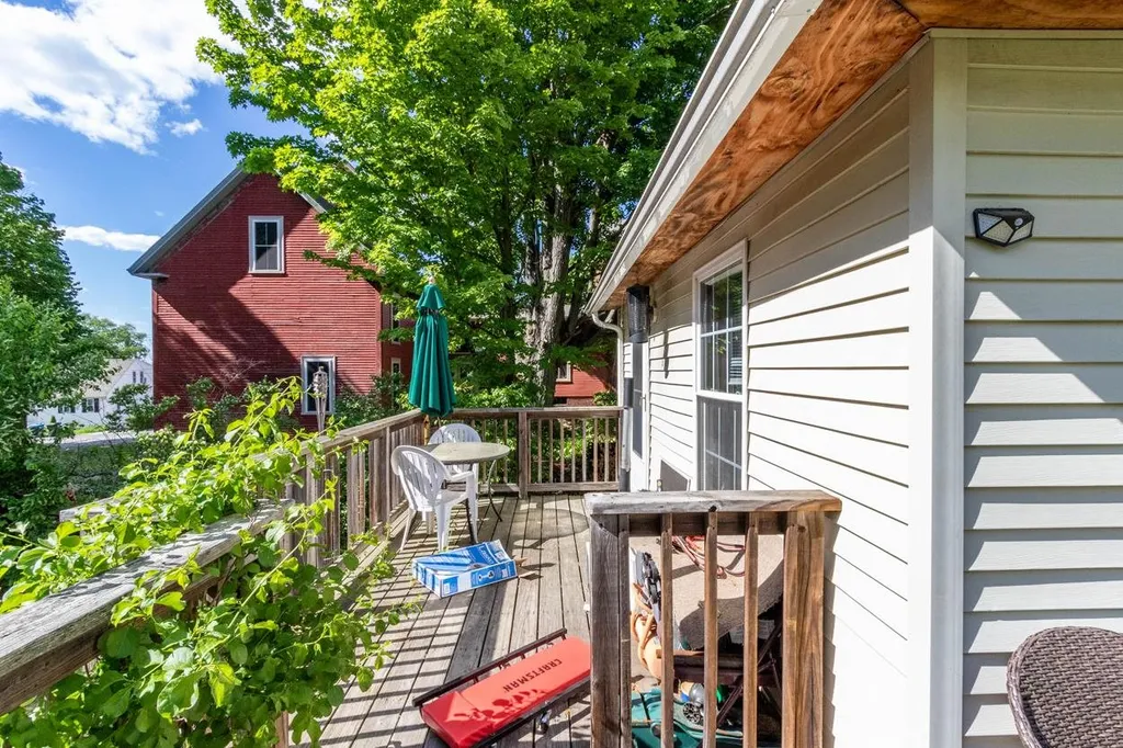 64 Main Street Allenstown NH 03275