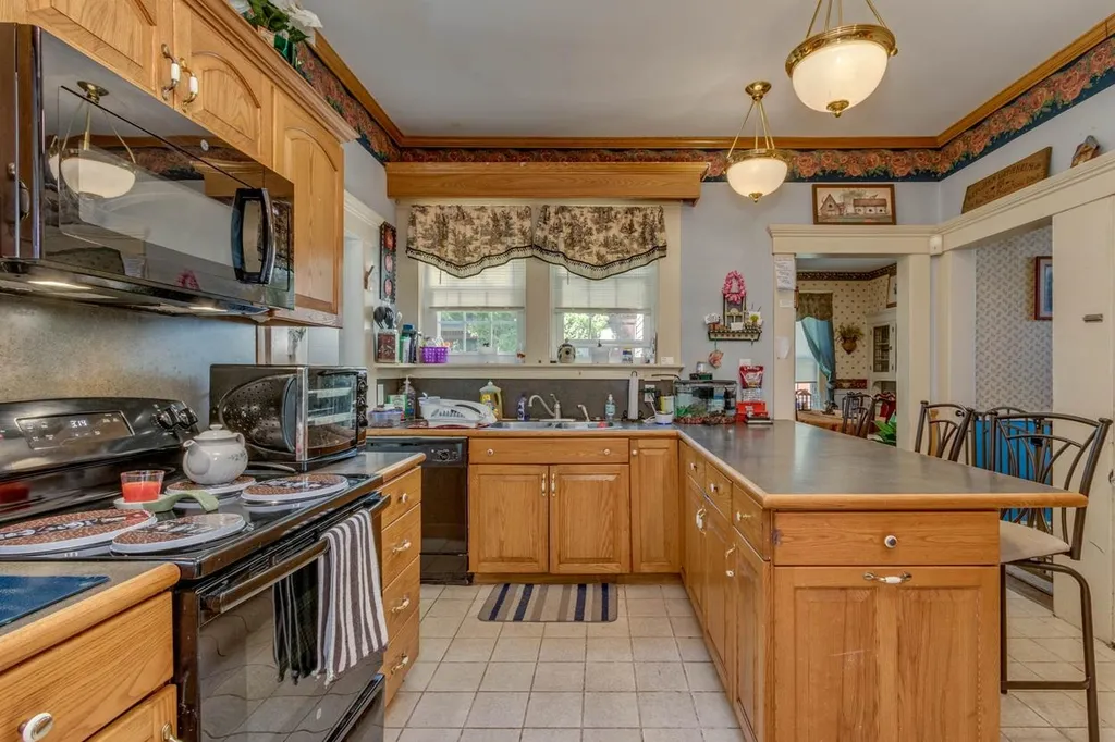 64 Main Street Allenstown NH 03275