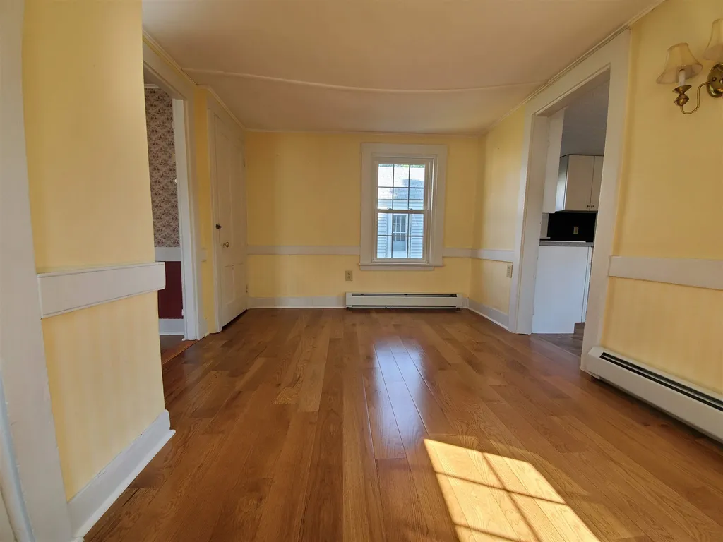 5 Kossuth Street Exeter NH 03833