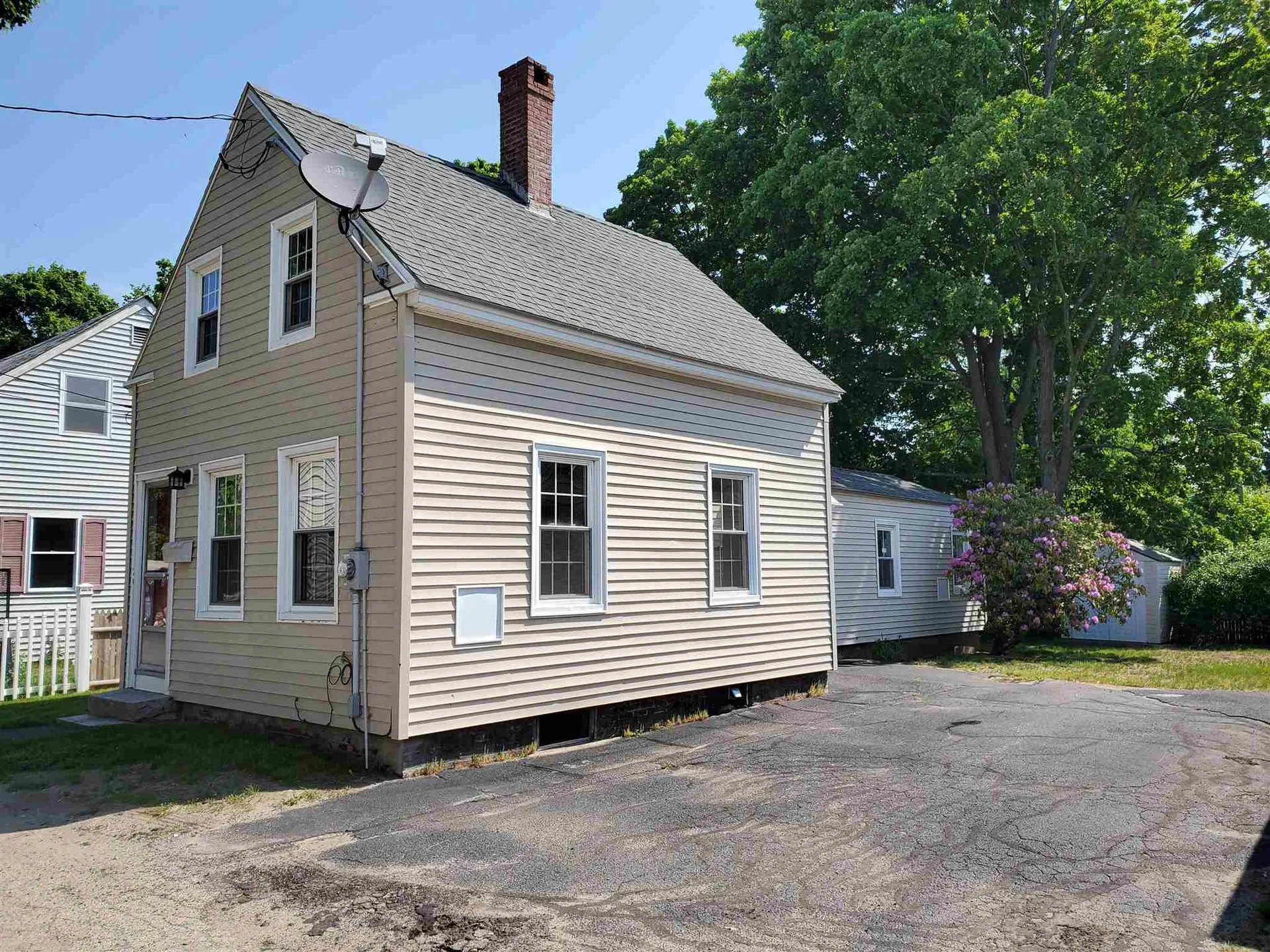 5 Kossuth Street Exeter NH 03833