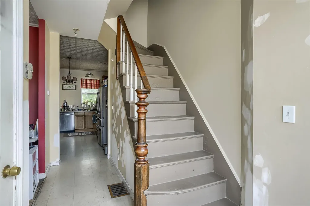 18-20 Hobbs Avenue Nashua NH 03060