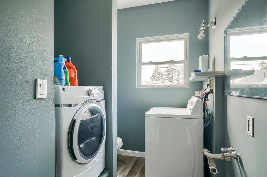18-20 Hobbs Avenue Nashua NH 03060
