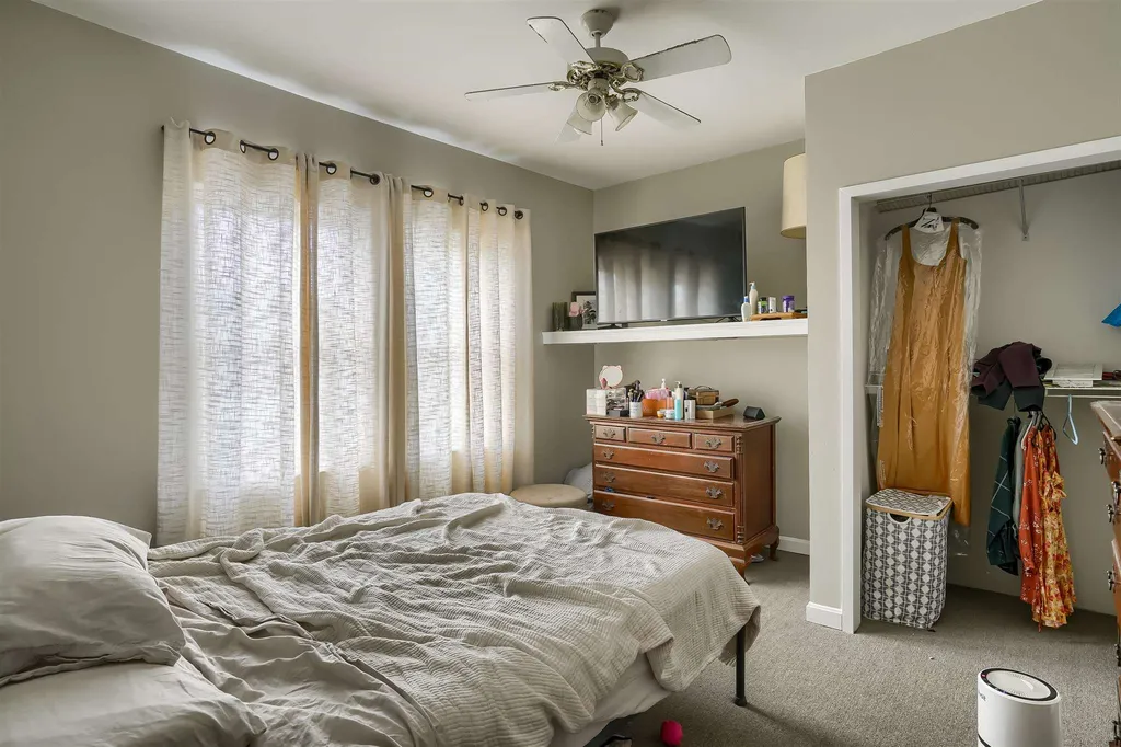 18-20 Hobbs Avenue Nashua NH 03060