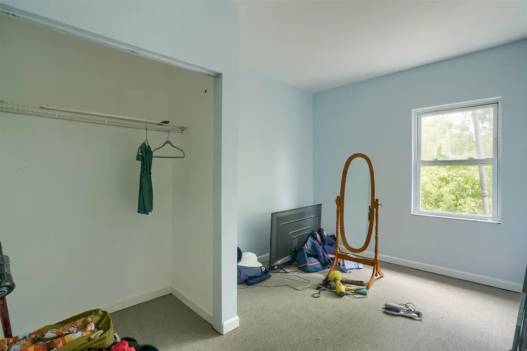18-20 Hobbs Avenue Nashua NH 03060