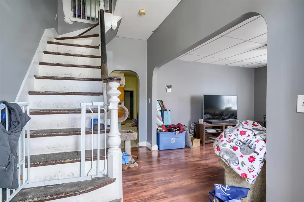 18-20 Hobbs Avenue Nashua NH 03060