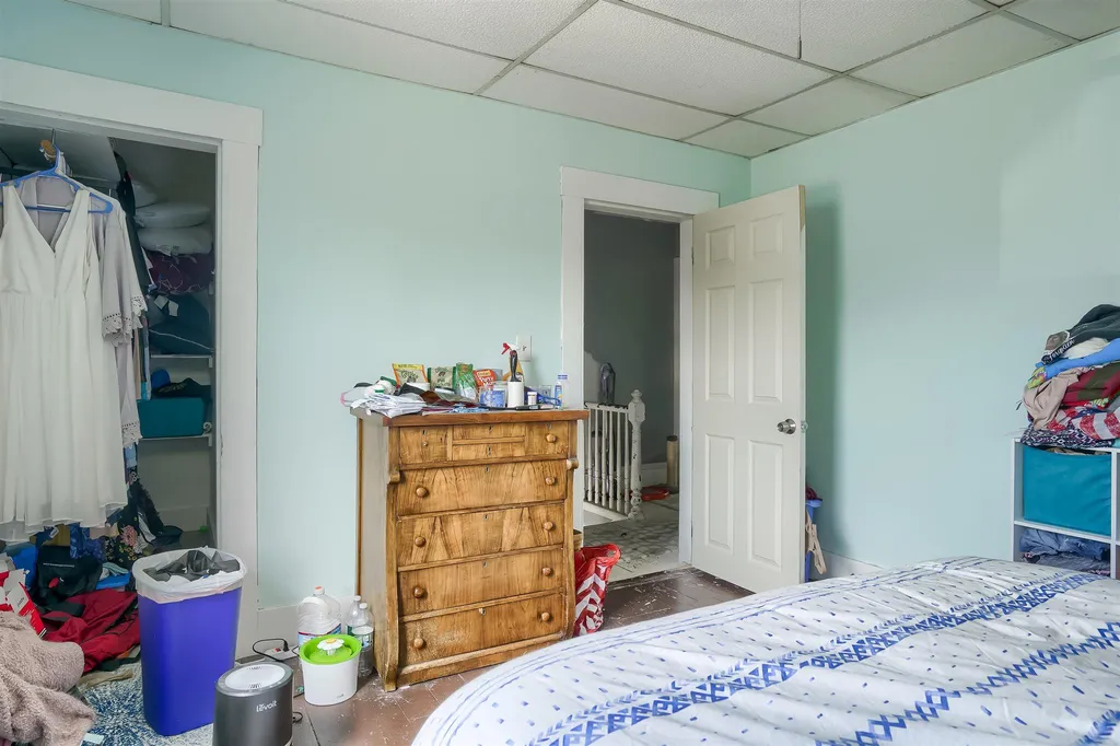 18-20 Hobbs Avenue Nashua NH 03060