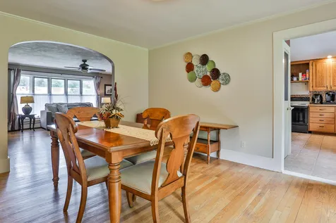 31 Ashbrook Road Exeter NH 03833-4702