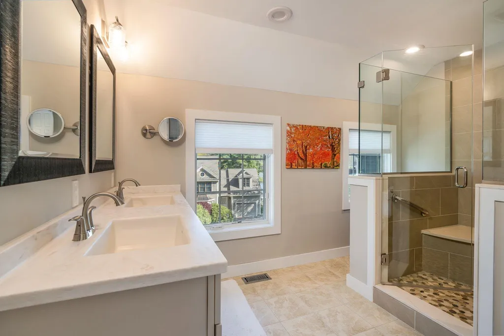 28a Lake Avenue Sunapee NH 03782
