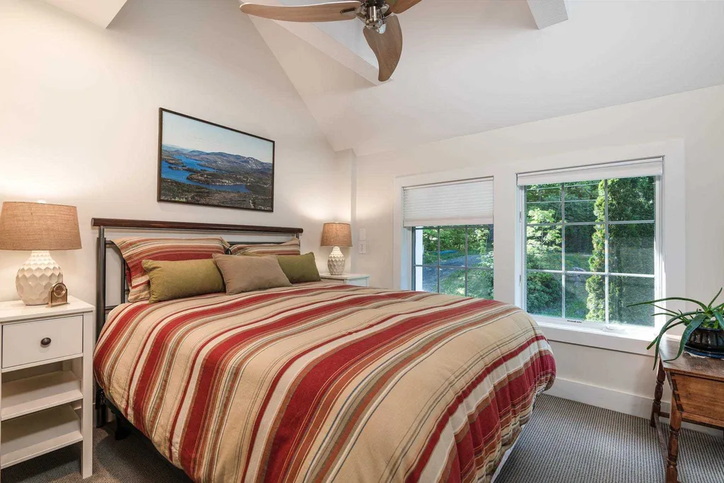 28a Lake Avenue Sunapee NH 03782