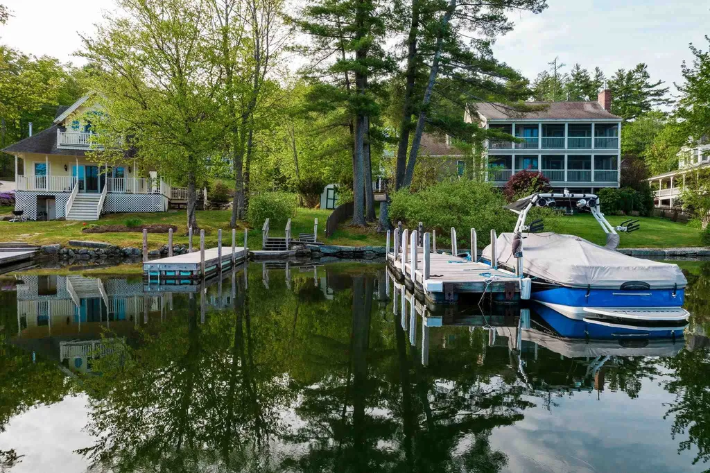 28a Lake Avenue Sunapee NH 03782