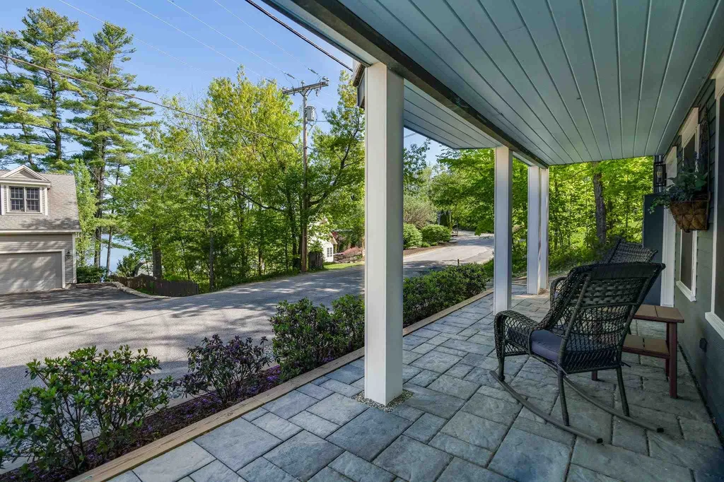 28a Lake Avenue Sunapee NH 03782