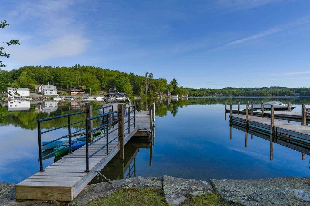 28a Lake Avenue Sunapee NH 03782
