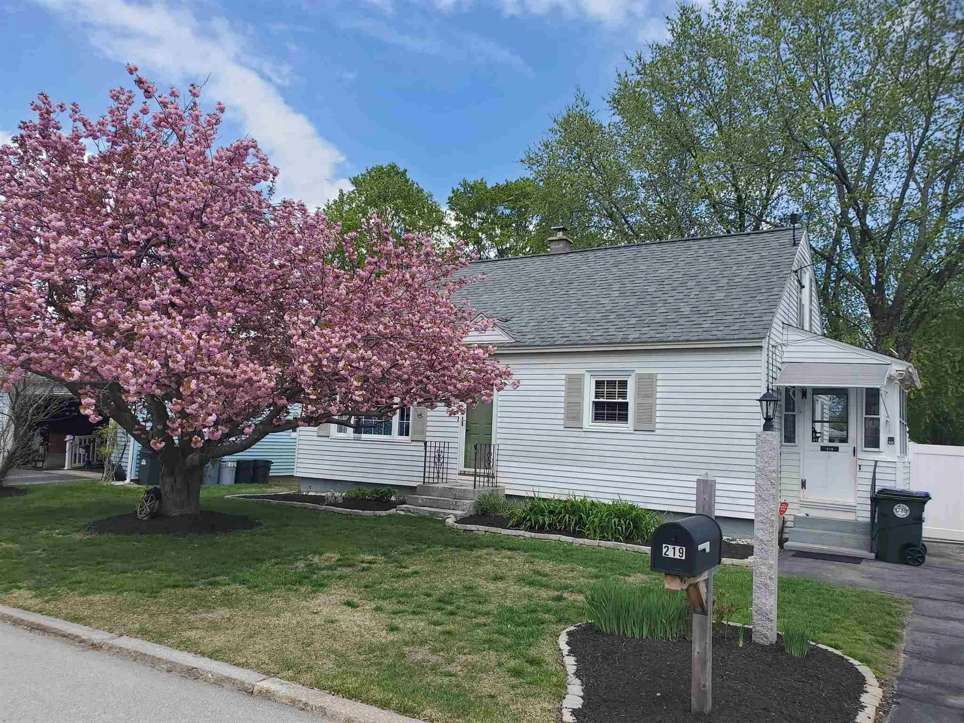 219 Brennan Street Manchester NH 03109