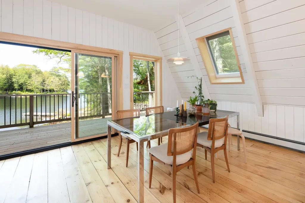 24 Sawmill Shores Road Meredith NH 03253