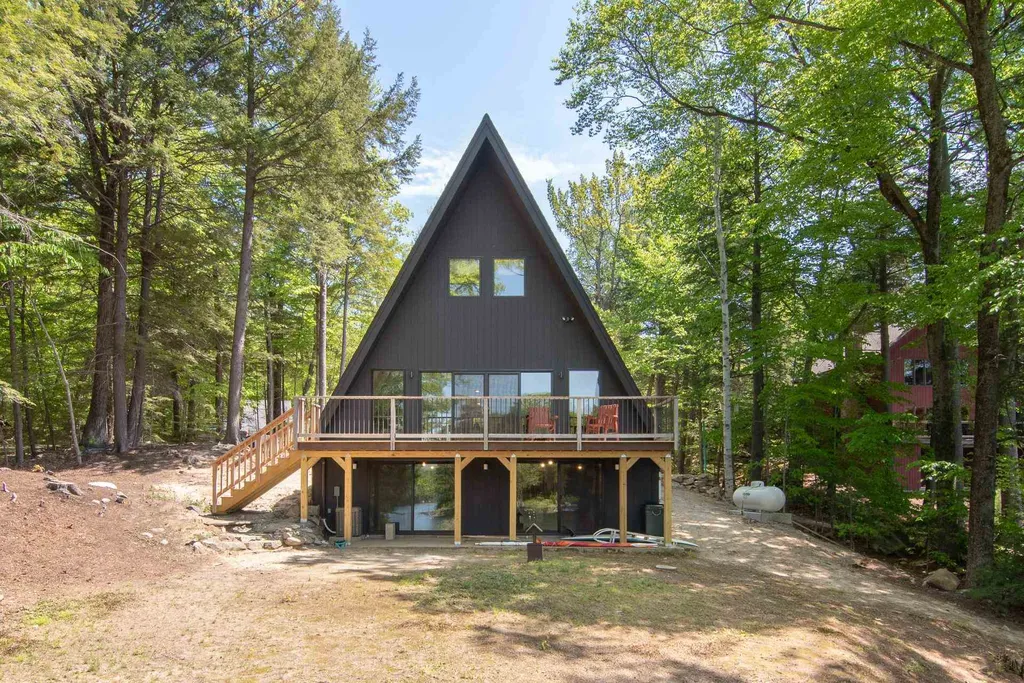 24 Sawmill Shores Road Meredith NH 03253