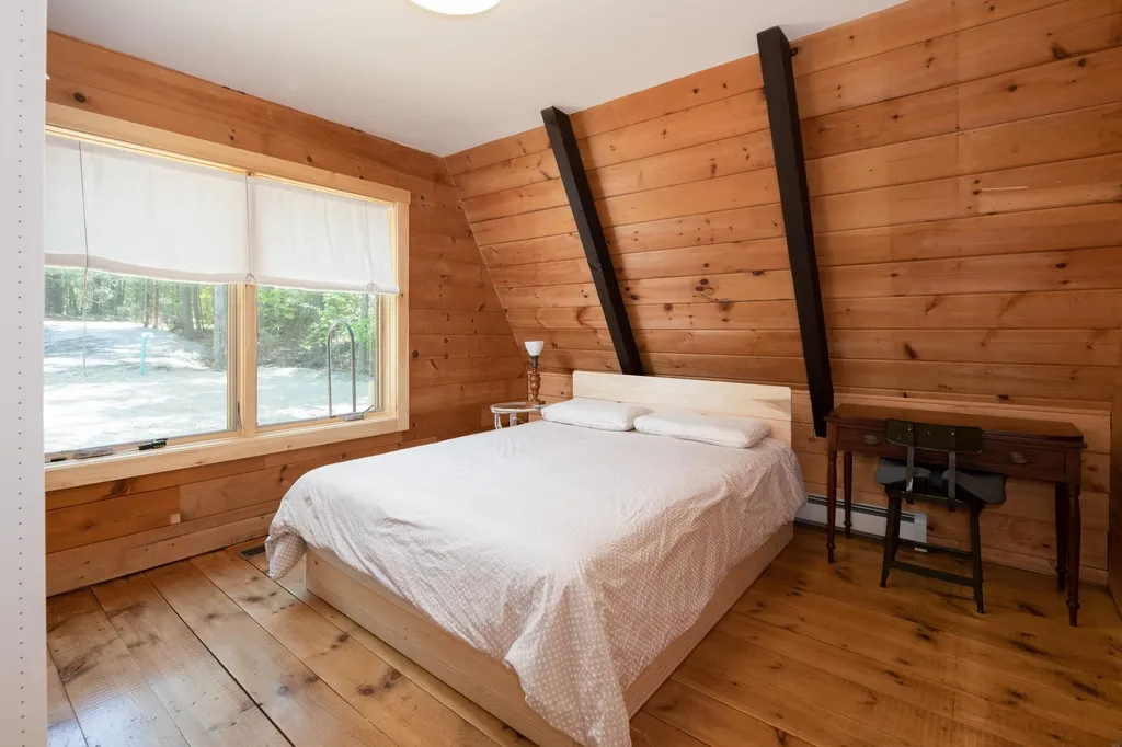 24 Sawmill Shores Road Meredith NH 03253