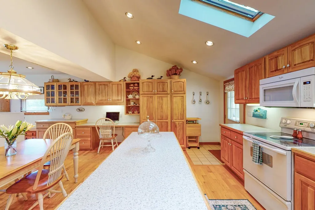 35 Walts Lane Wolfeboro NH 03894
