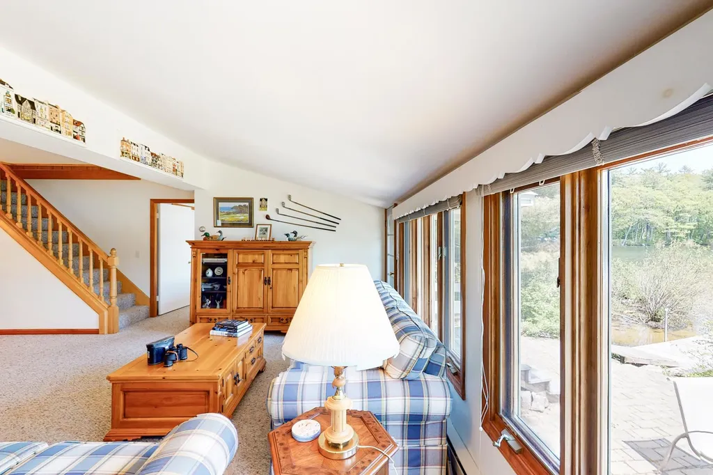 35 Walts Lane Wolfeboro NH 03894