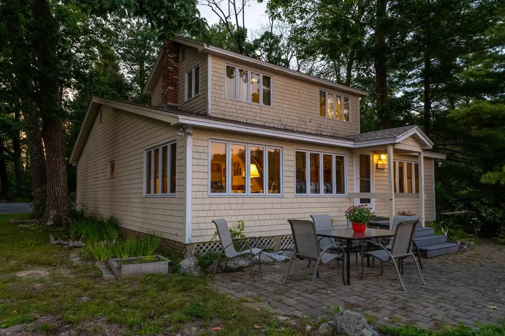 35 Walts Lane Wolfeboro NH 03894